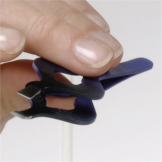 Pince à épiler ergonomique