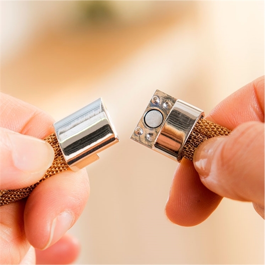 Collier avec zircons