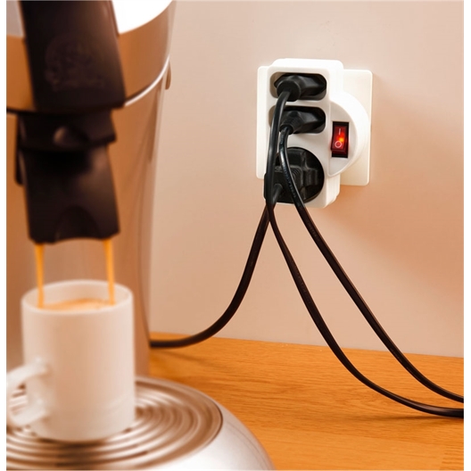 Multiprise avec bouton