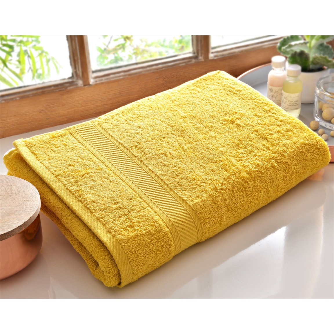 Petite Serviette De Camping Jaune – 11x30 – Absorbante Et Sèche Vite – Occasion