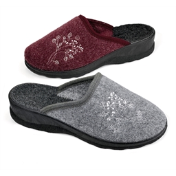 Mules brodées gris ou bordeaux